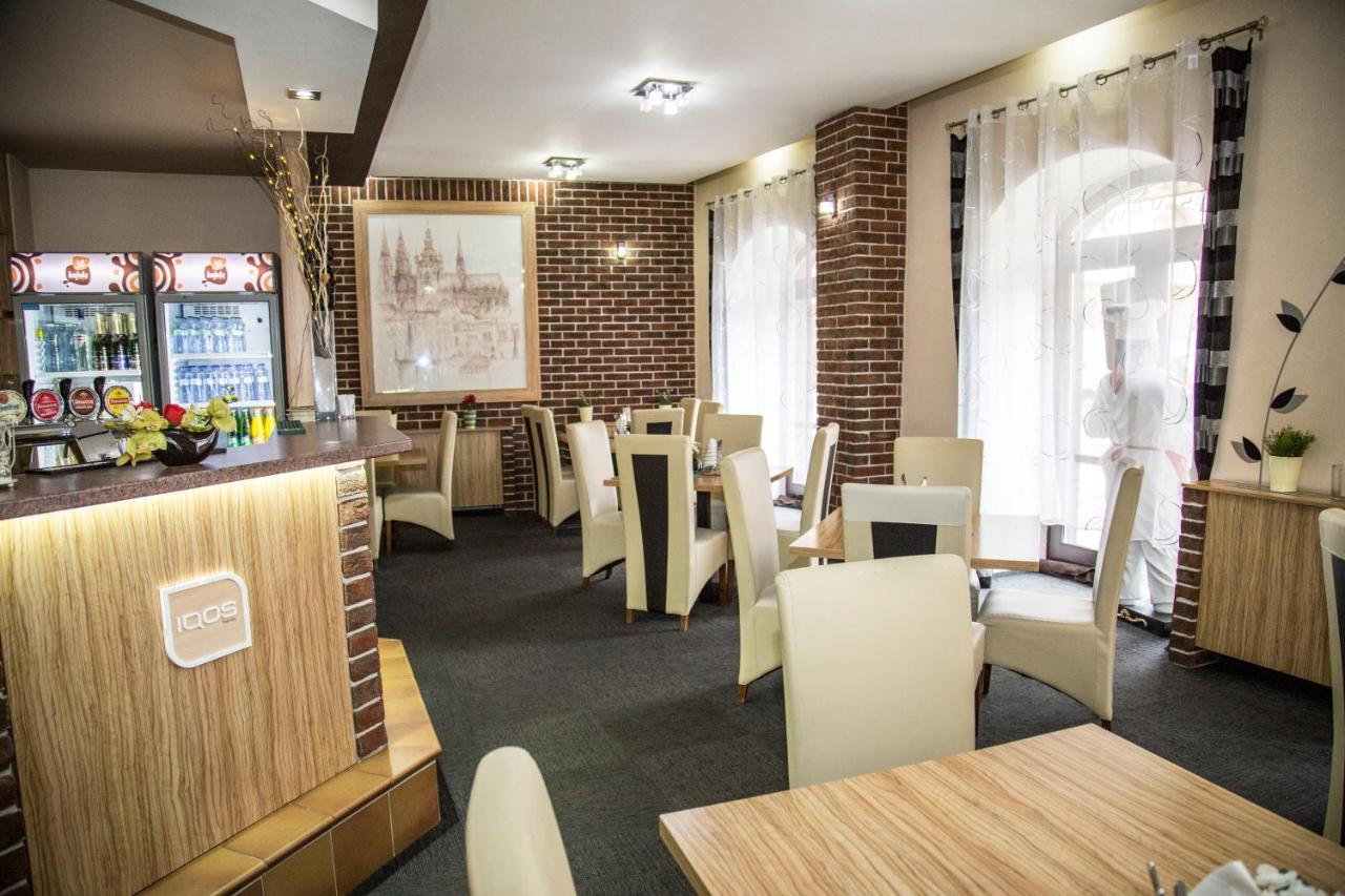 נאצ'וד Hotel U Mesta Prahy מראה חיצוני תמונה