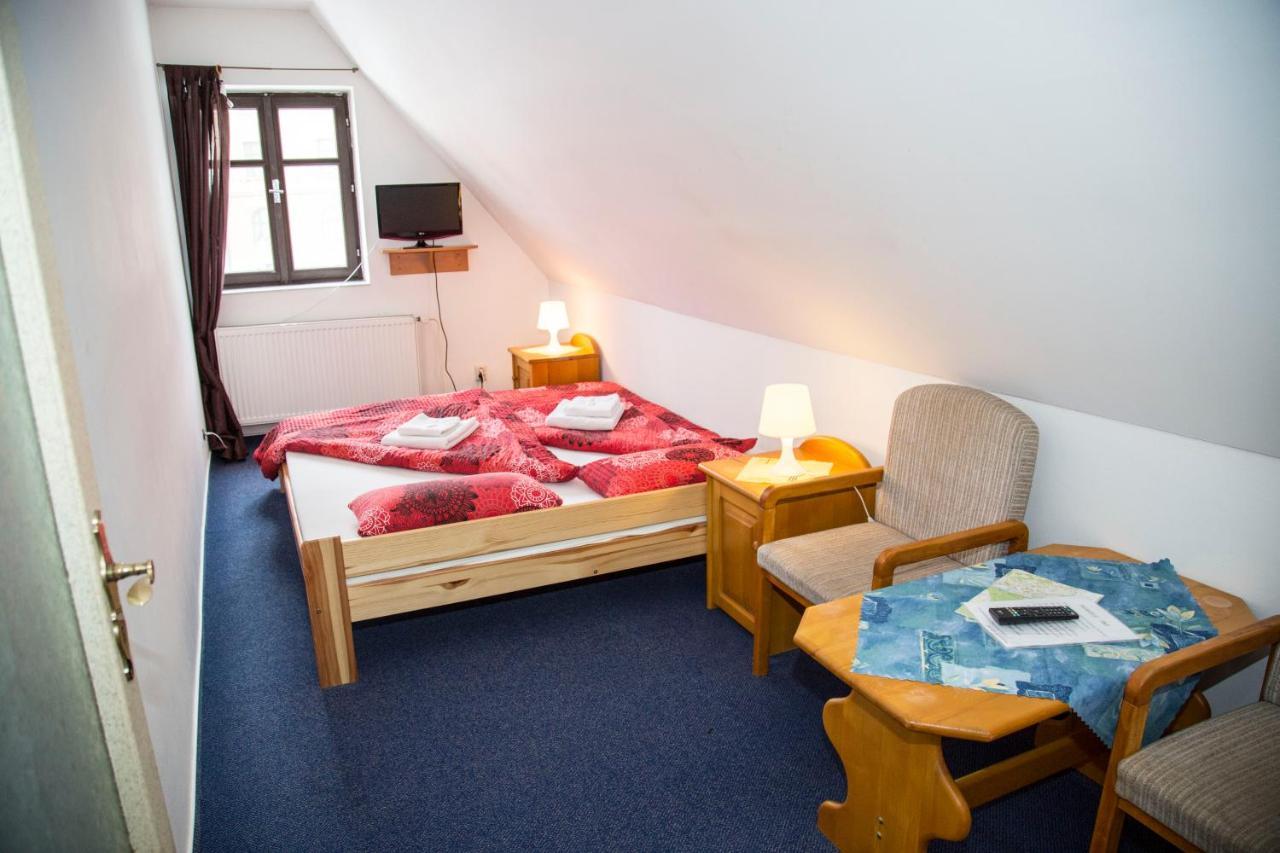נאצ'וד Hotel U Mesta Prahy מראה חיצוני תמונה